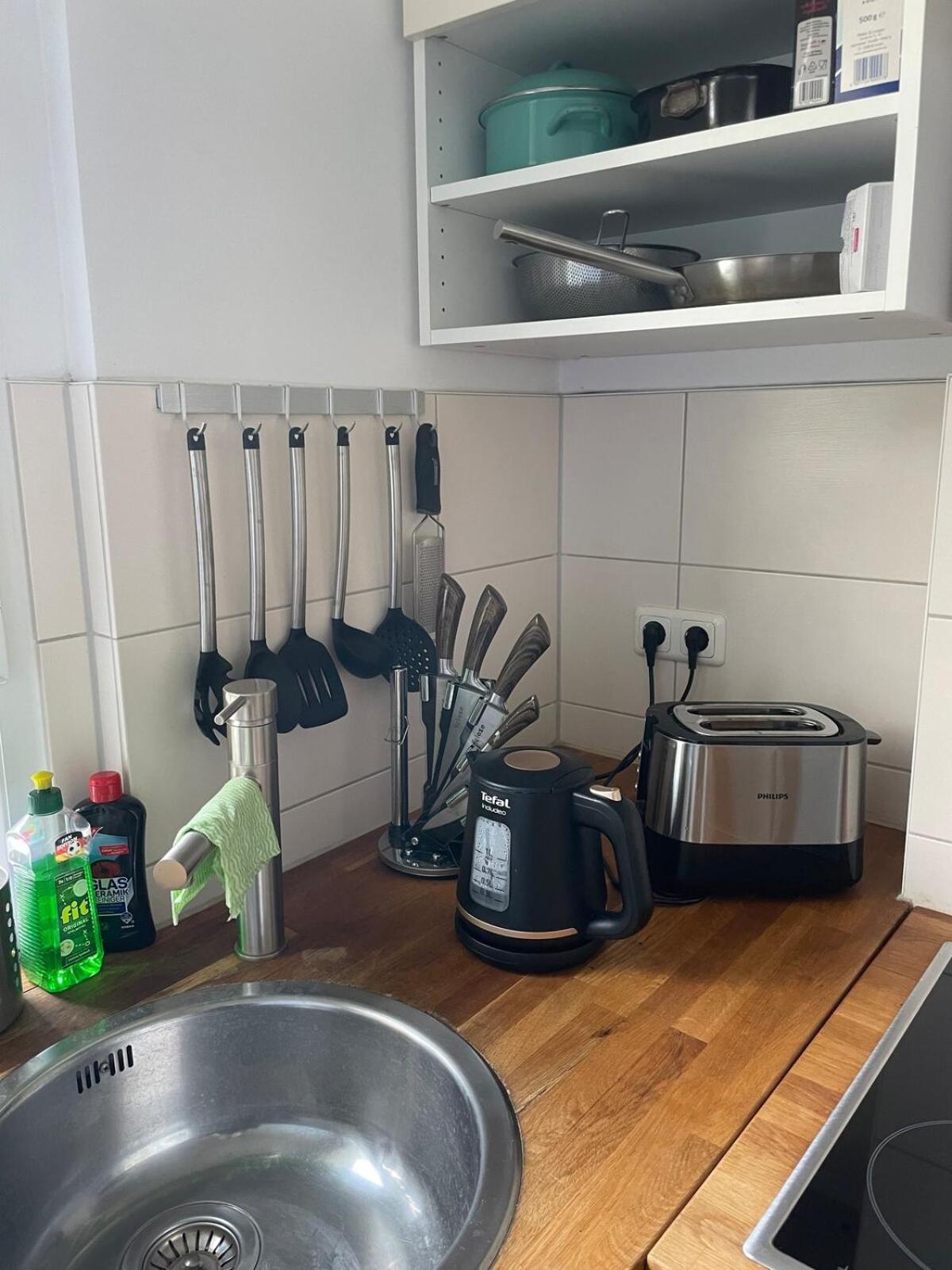 Modern And Cozy Apartment In Good Location Берлін Екстер'єр фото
